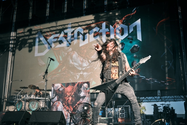DESTRUCTION